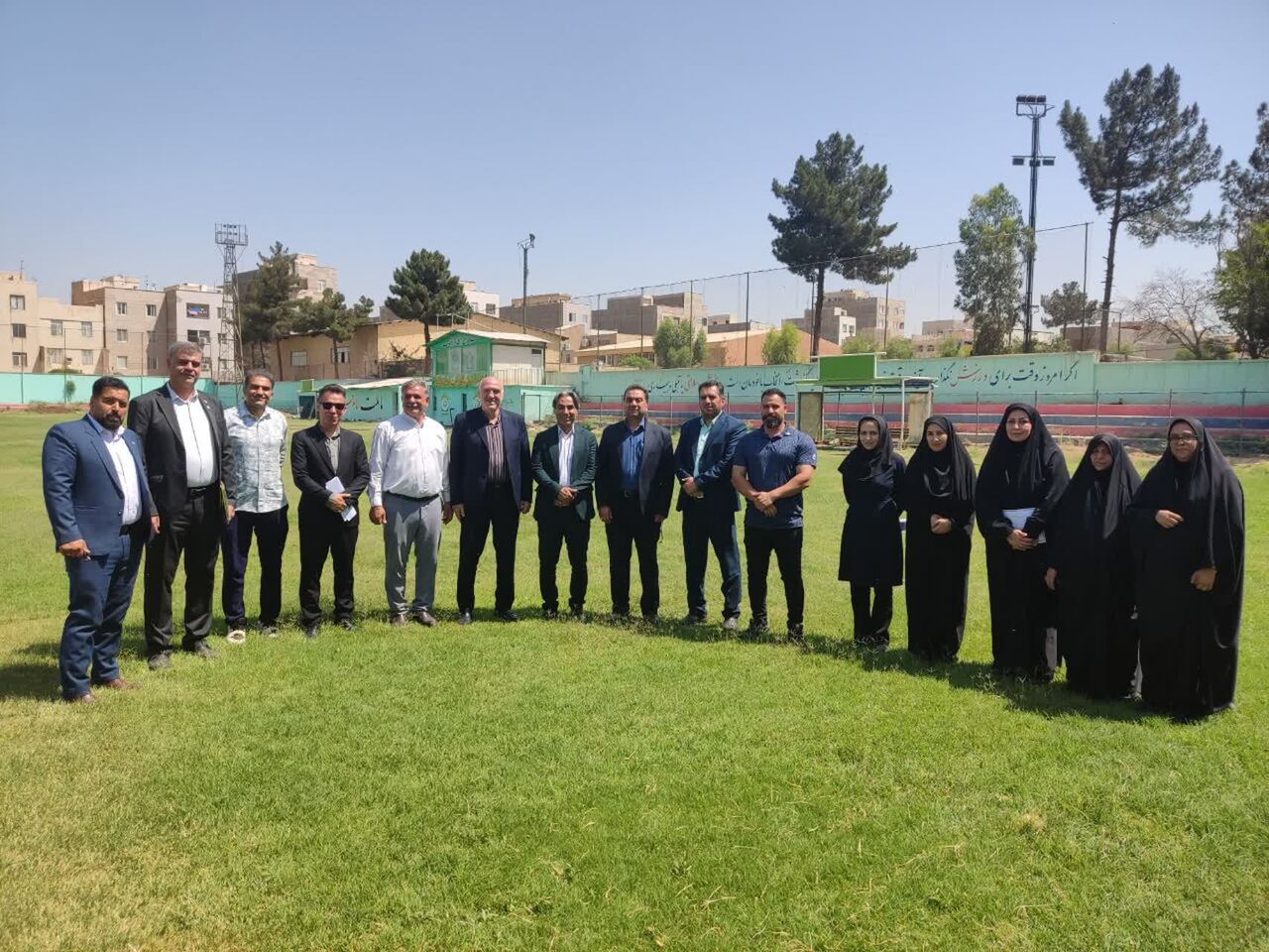 تکمیل ۲ طرح نیمه‌تمام ورزشی در قرچک