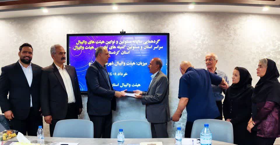 توزیع عادلانه امکانات ورزشی، اولویت ورزش کردستان است