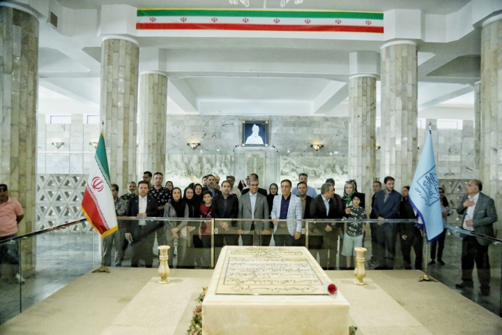 پیش‌بینی حضور ۱۰ میلیون نفر برای شرکت در تشییع پیکر رهبر شهید در مشهد