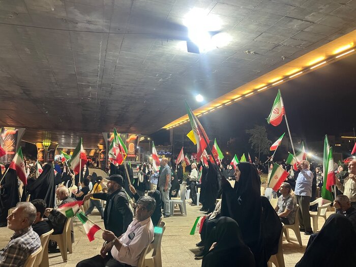شب یکصد و چهارم میدان معلم شیراز؛ استقبال از فعالیت‌های فرهنگی در سایه شور انقلابی