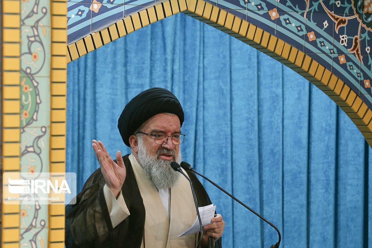 آیت الله خاتمی: به ترامپ و نتانیاهو می‌گوییم اگر د