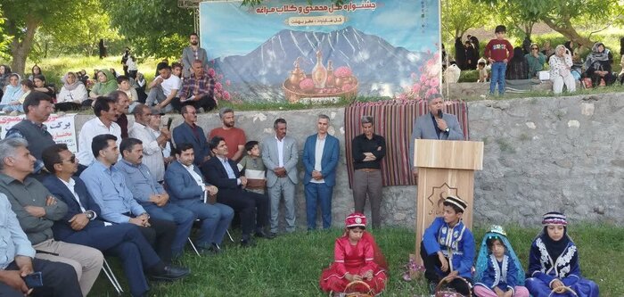 شلیلوند روستایی با عطر بهشتی گل محمدی