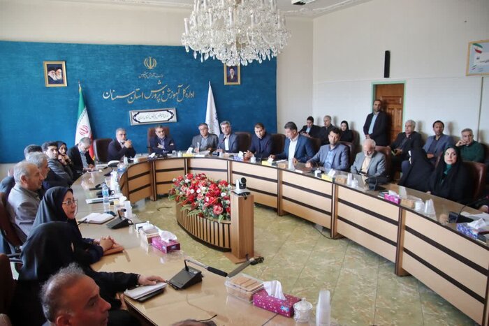 استاندار سمنان: فرهنگ جهاد و شهادت با ابزارهای نوین برای جوانان تبیین شود