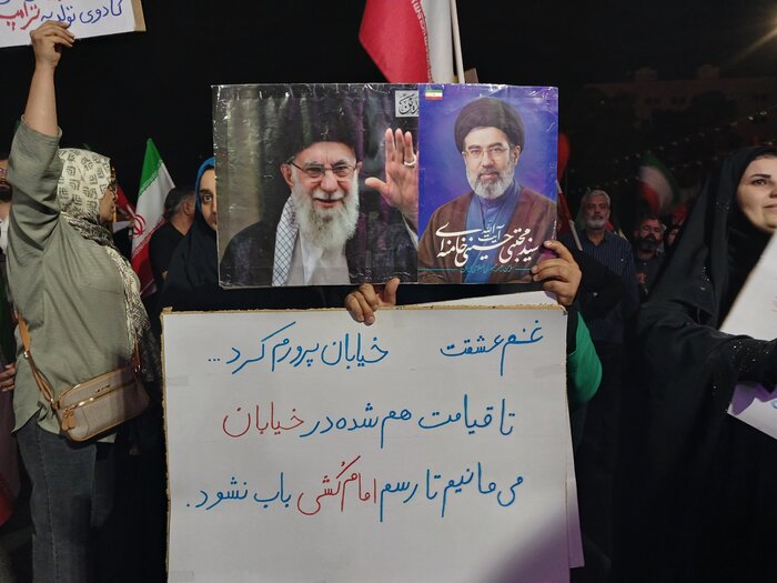 غمِ عشقت خیابان پَرورم کرد