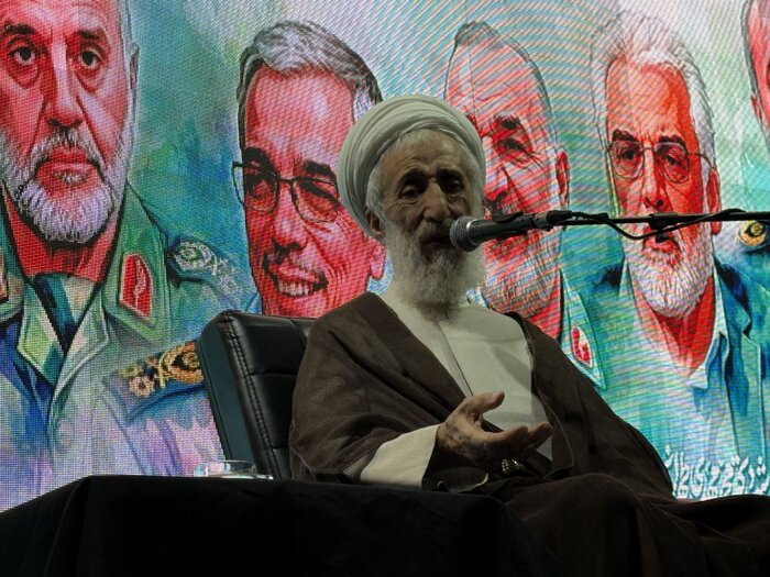 حجت‌الاسلام صدیقی: مقاومت ملت، دشمن را وادار به عقب‌نشینی کرد