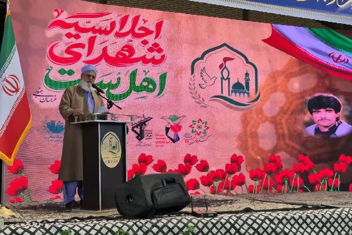 استاندار خراسان جنوبی: وحدت مردم و بصیرت اهل سنت، توطئههای دشمن علیه ایران را خنثی کرد