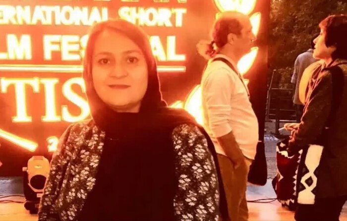 «در گذرگاه تاریخ» را برای جهان ساختم