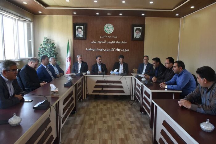 فرماندار: بهرهوری و مدیریت آب، اولویت کشاورزی جلفا است