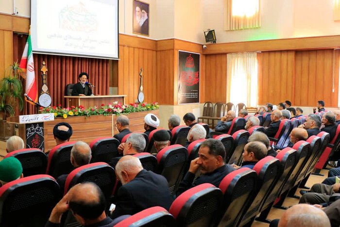 امام جمعه بیرجند: عاشورا جریانی جاری برای اقامه دین و مبارزه با استکبار جهانی است