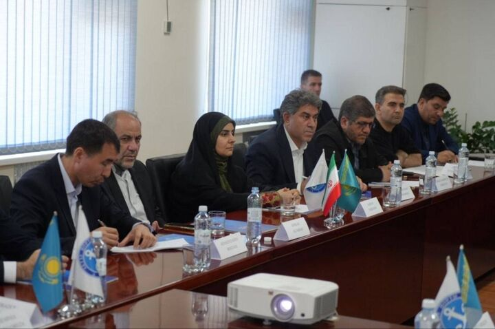 جزئیات سفر وزیر راه و شهرسازی به قزاقستان/ تاکید بر توسعه همکاریهای بندری و ترانزیتی
