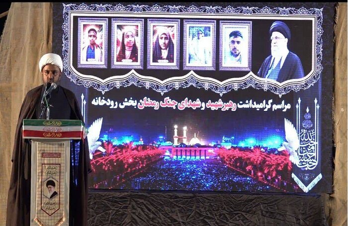 معاون سیاسی نیروی دریایی سپاه: قدرت ملی پشتوانه هر مذاکره است