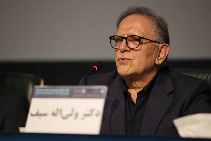 عادلی: بهترین سیاستها بدون اعتماد مردم و فعالان اقتصادی به نتیجه مطلوب نمیرسد