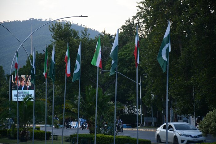 خوشامدگویی پاکستانی‌ها به دکتر پزشکیان + عکس