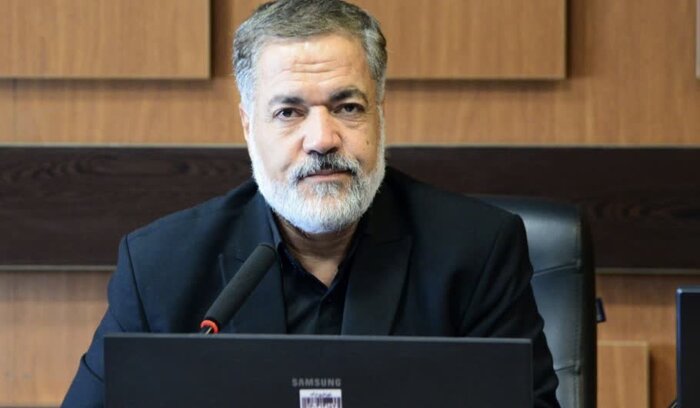 اختلاف حقوقی بر سر «بازنشستگی» شهردار اراک
