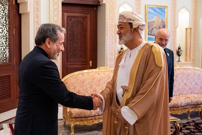 قالیباف با سلطان عمان دیدار و گفتوگو کرد