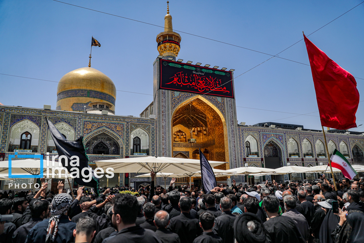 عزاداری تاسوعای حسینی در حرم مطهر رضوی