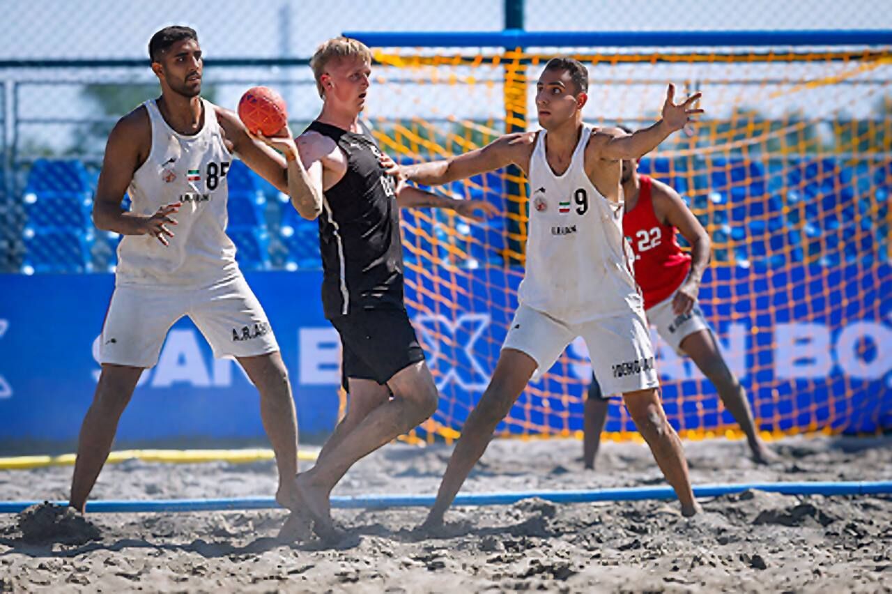 Beach handball world championship; Iran's victory over Tunisia