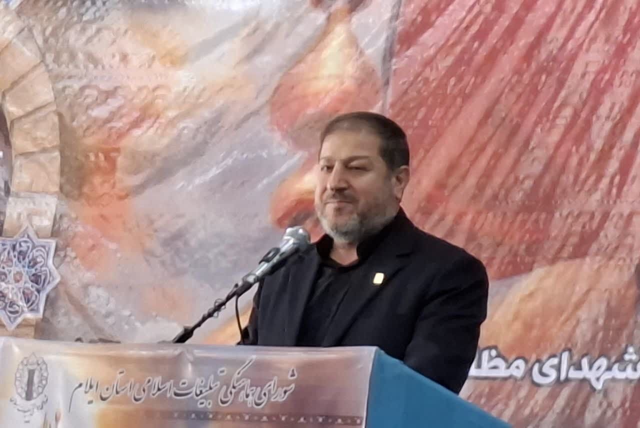رییسکل دادگستری ایلام: خدمت بیریا سرلوحه کار مدیران باشد