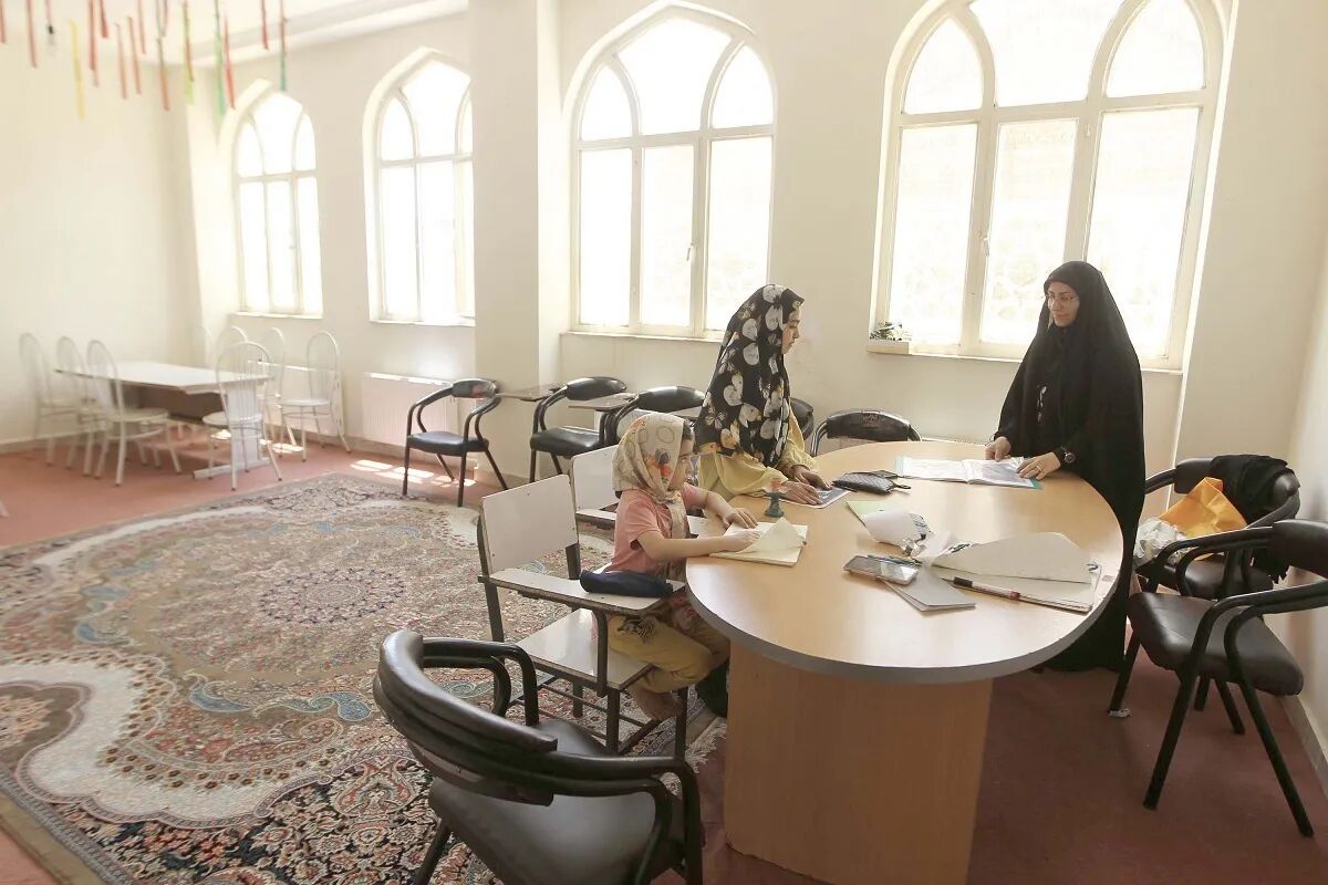 از جایزه کتاب سال سینمایی تا مشاوره شغلی رایگان در کانونهای مساجد