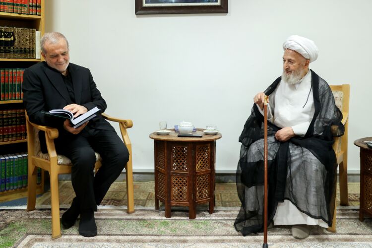 گلایه پزشکیان از برخی تلاش ها برای تخریب «تفاهم» و تاکید آیات عظام بر برکات مثبت آن