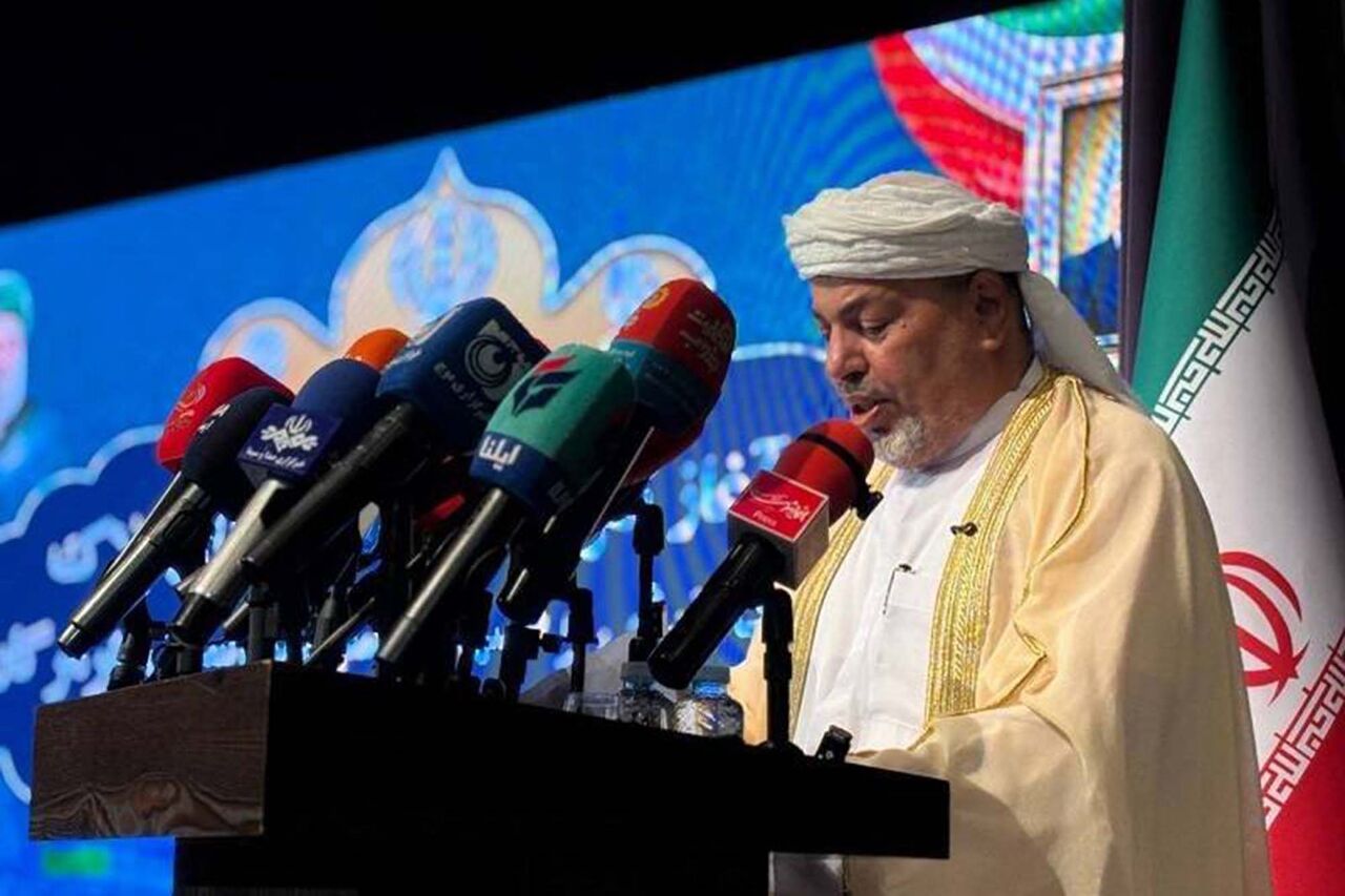 امام جمعه اهل سنت کیش: ۲ آرزوی مهم مردم کیش محقق شد