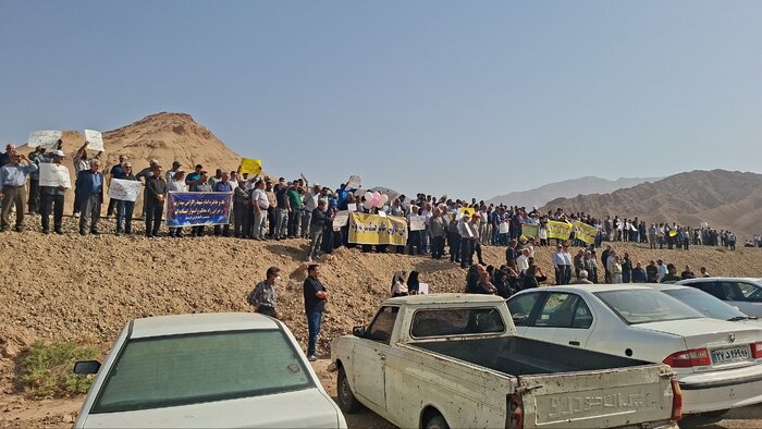حبلهرود چشمانتظار اجرای قانون؛ تکرار تجمع مطالبهگران آب در بنهکوه پس از ۱۰ روز+ فیلم