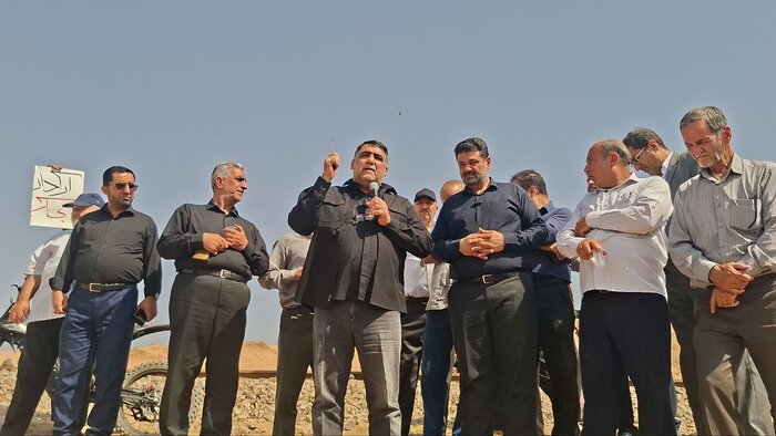 حبلهرود چشمانتظار اجرای قانون؛ تکرار تجمع مطالبهگران آب در بنهکوه پس از ۱۰ روز+ فیلم
