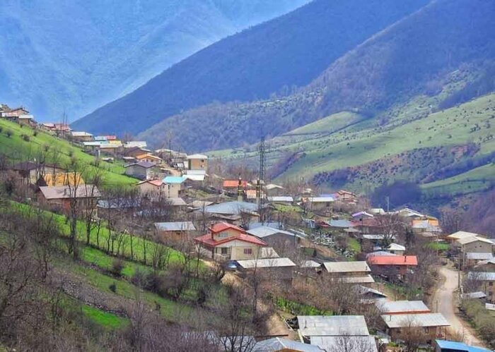 کلاردشت سوار بر آرزوهای بربادرفته