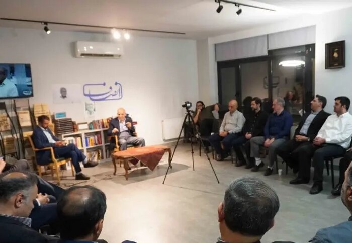 دستیار رییسجمهور: دولت در سکوت و بدون هیاهو نیازهای مردم را تامین کرد