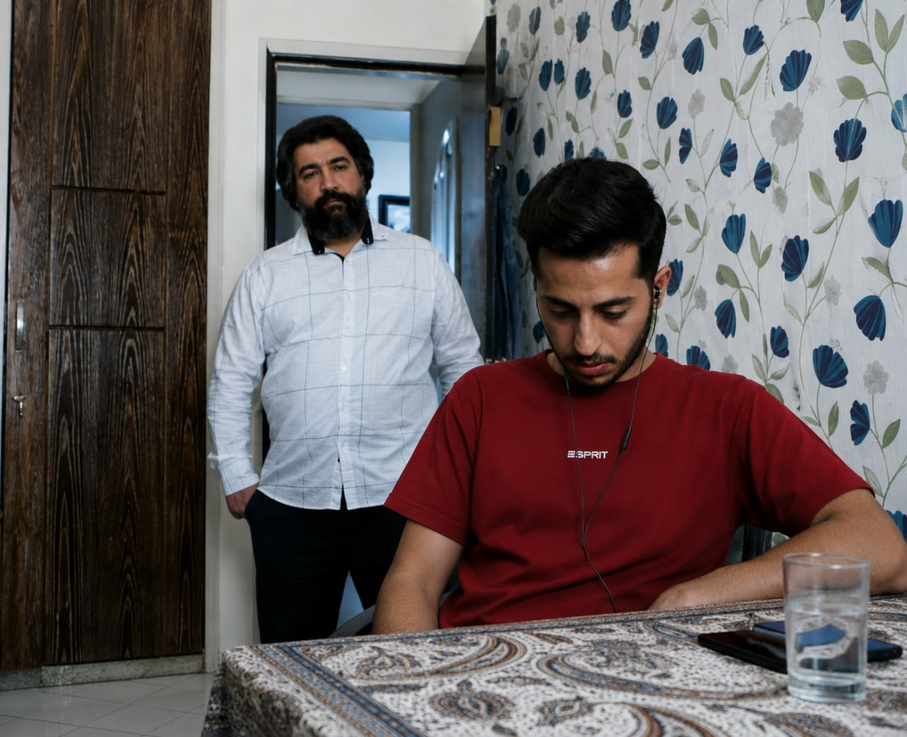 فیلم کوتاه «پله لیز» آماده نمایش شد/ فاجعهای که از یک اختلاف خانگی آغاز شد!