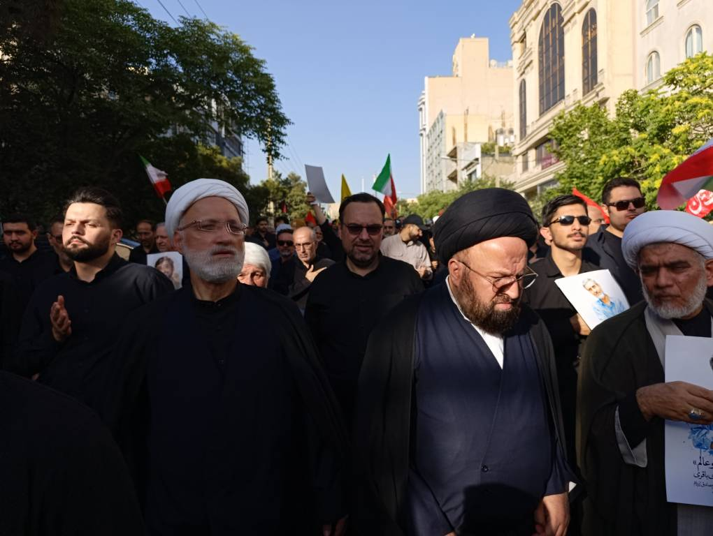 تشییع پیکر داماد رهبر شهید، در غرب تهران آغاز شد