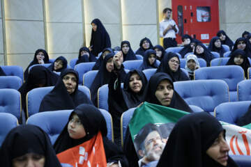 همایش رستاخیز زنان نوغان