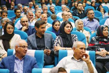 افتتاح پیشرفته‌ترین دستگاه رادیوتراپی شمال‌غرب کشور در مهرانه زنجان