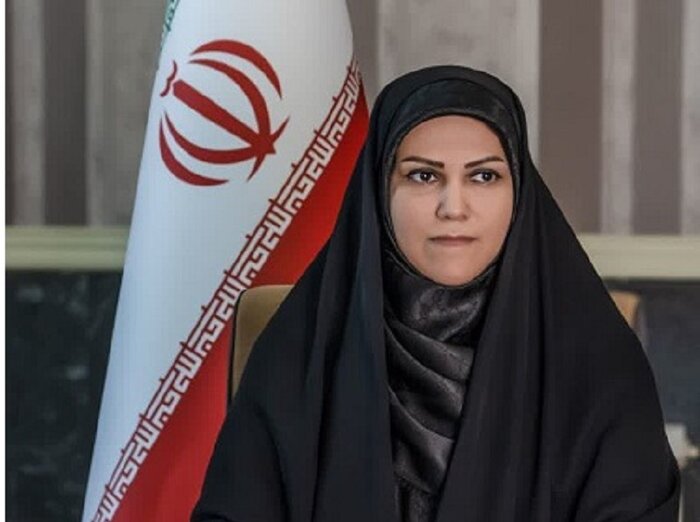 پیشگامی بانوان در بدرقه رهبرشهید تاریخ ساز است