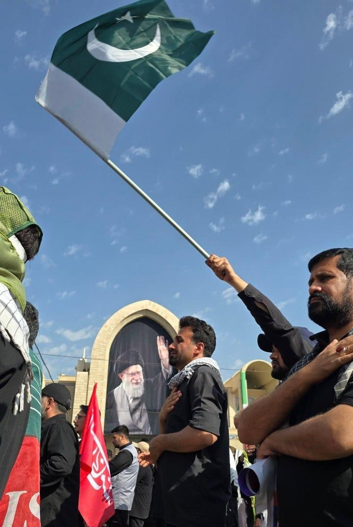 فرمانده! پاشو دور خود مهمان ببینید/ از ارتش جان بر کف خود «سان» ببینید