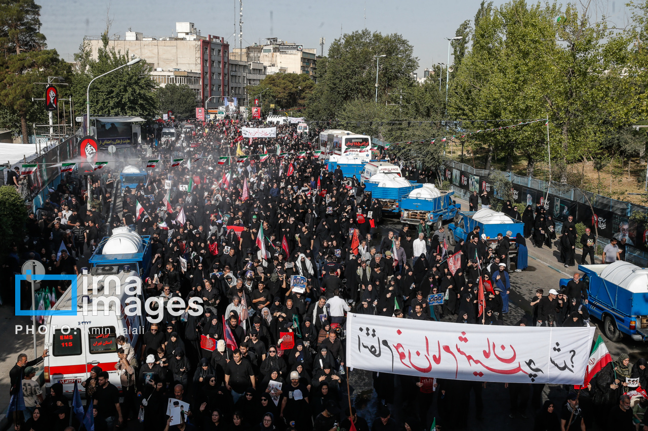وداع با آقای شهید؛ جهان از بغض ایستاد، زمین از اشک لرزید