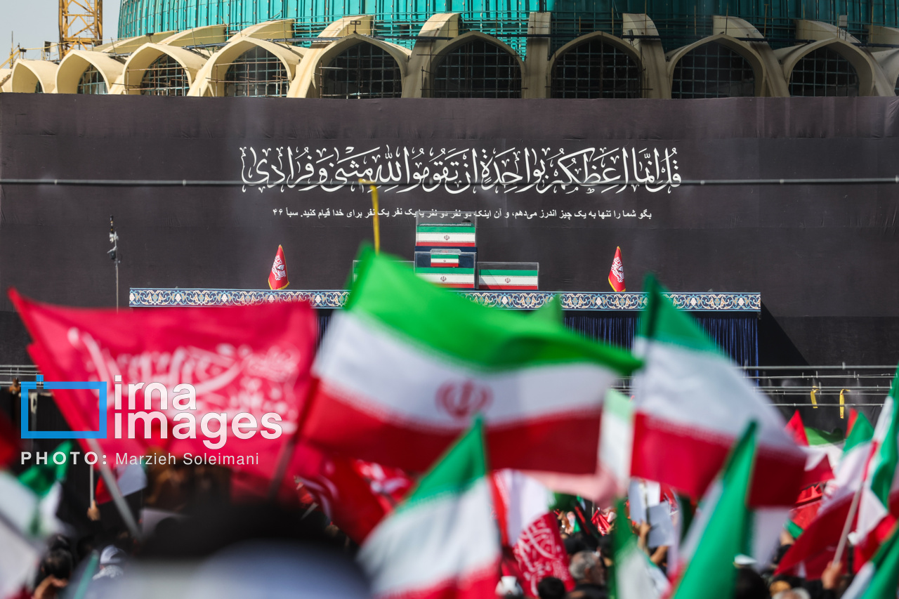بدرقه آقای شهید ایران/ وداع امت با رهبر عاشورایی