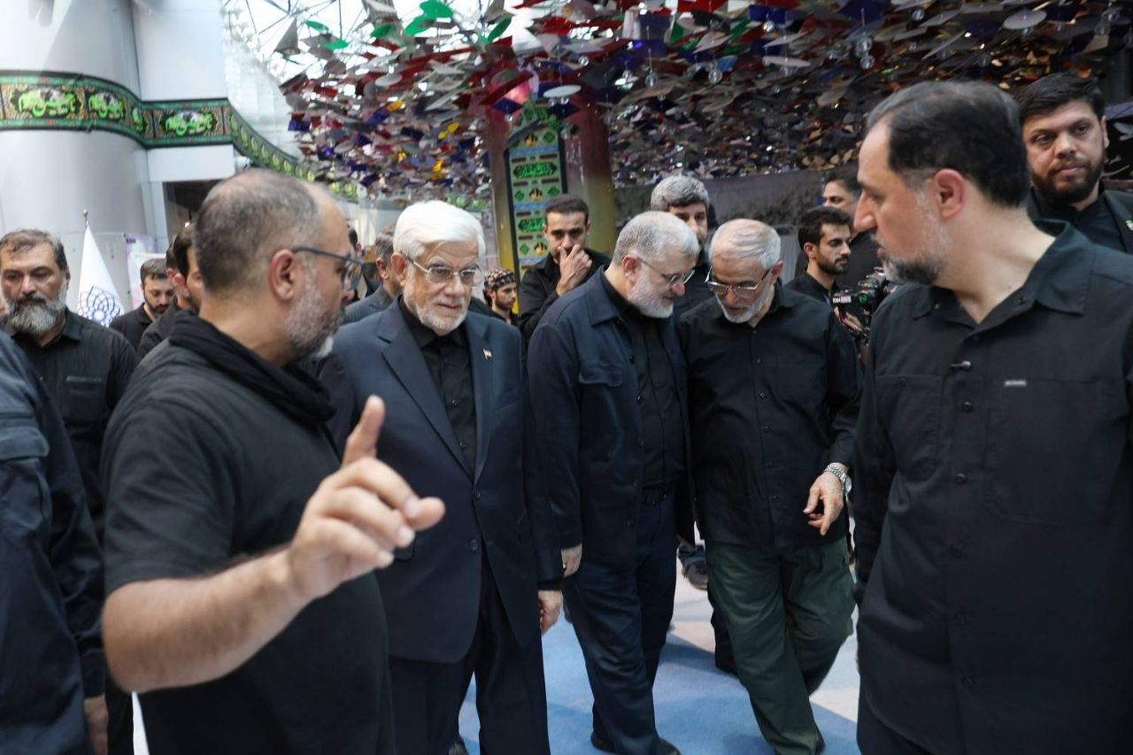 بازدید میدانی دکتر عارف از مراکز اسکان و درمان زائران مراسم تشییع رهبر شهید