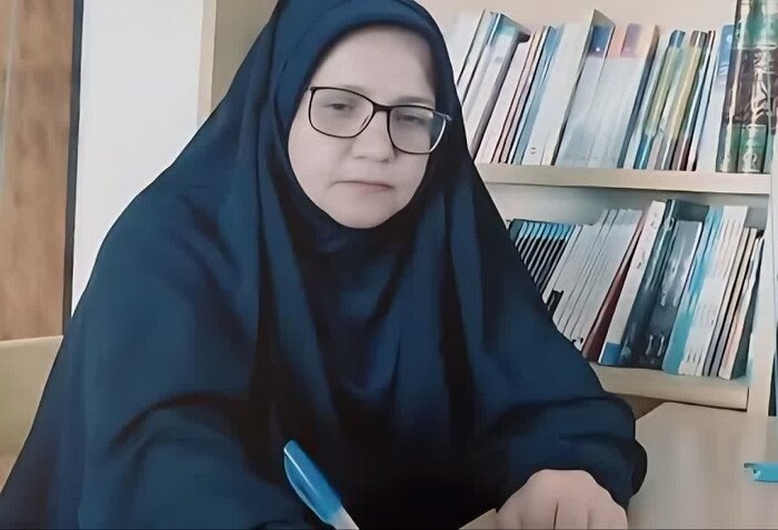 شاعر خراسان شمالی: رهبر شهید نماد ایستادگی، آرامش و امیدآفرینی بود