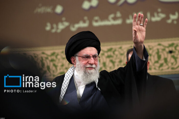 مدیران یزد: رهبر شهید انقلاب جان خود را وقف اسلام و عزت ایران کرد