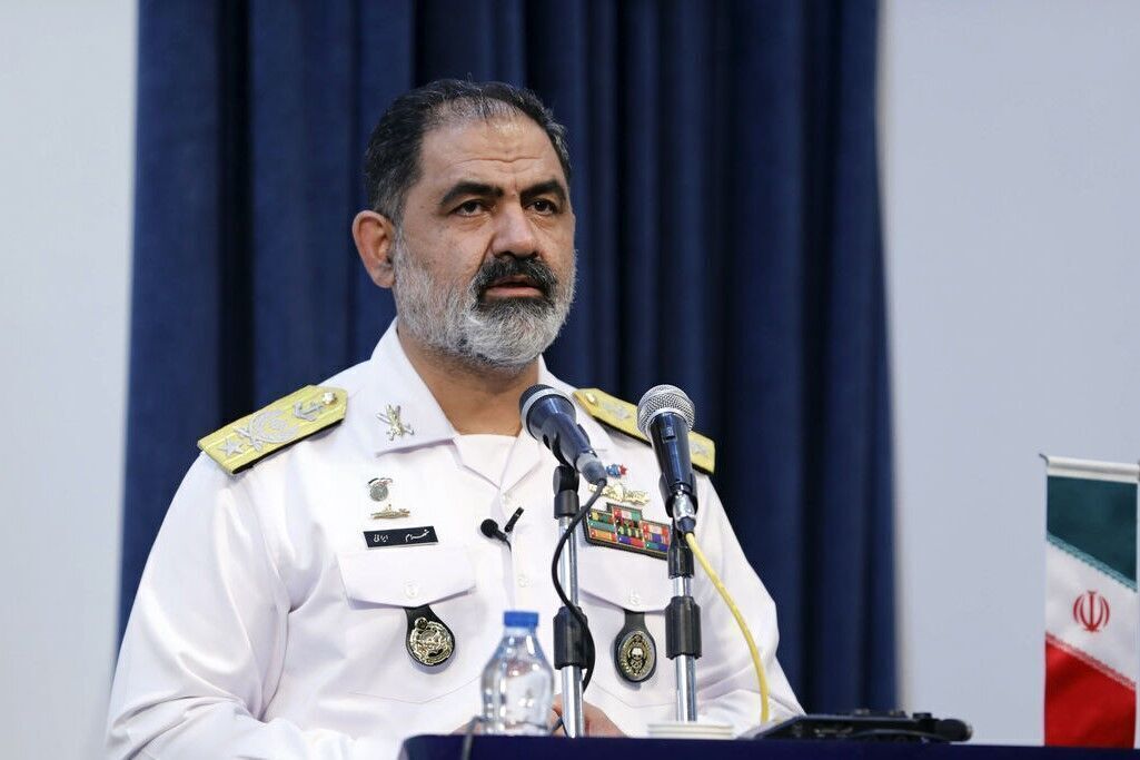 فرمانده نیروی دریایی ارتش: پدافند هوایی با شجاعت از آسمان میهن دفاع کرد
