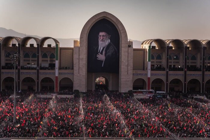 بعد از ۲ روز وداع جانسوز، تشییع پیکر مطهر آقای شهید ایران با حضور میلیونی عاشقان ولایت
