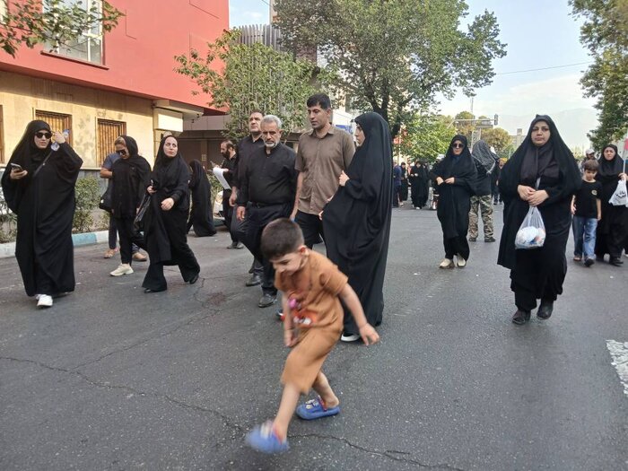 جهان نظارهگر یک ورق تاریخی دیگر/شهید زنده است