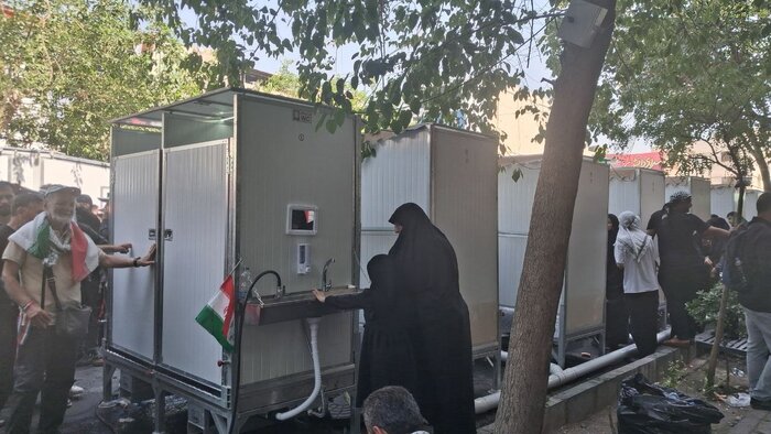 دلمان برای آقای شهید ایران تنگ شده است/ بیعت با فرزند رهبر شهید+فیلم