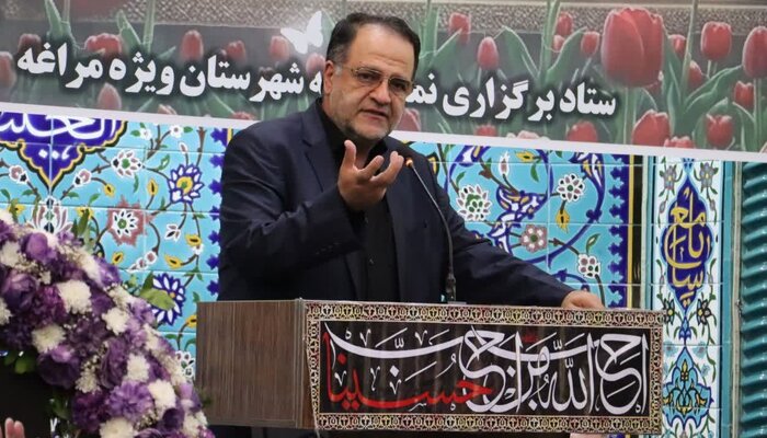 رهبر شهید خط سرخ عاشورا را تداوم بخشید