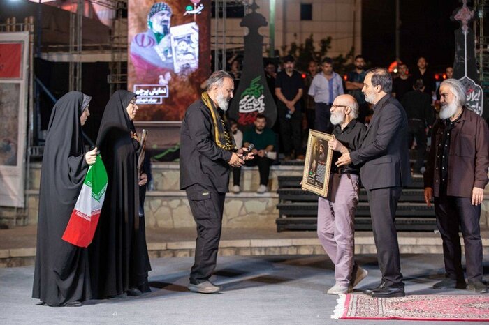 سوگواری اقوام ایرانی در تهران طنینانداز شد/ نوای ارسباران تا تجلیل از پدر شهید هنرمند