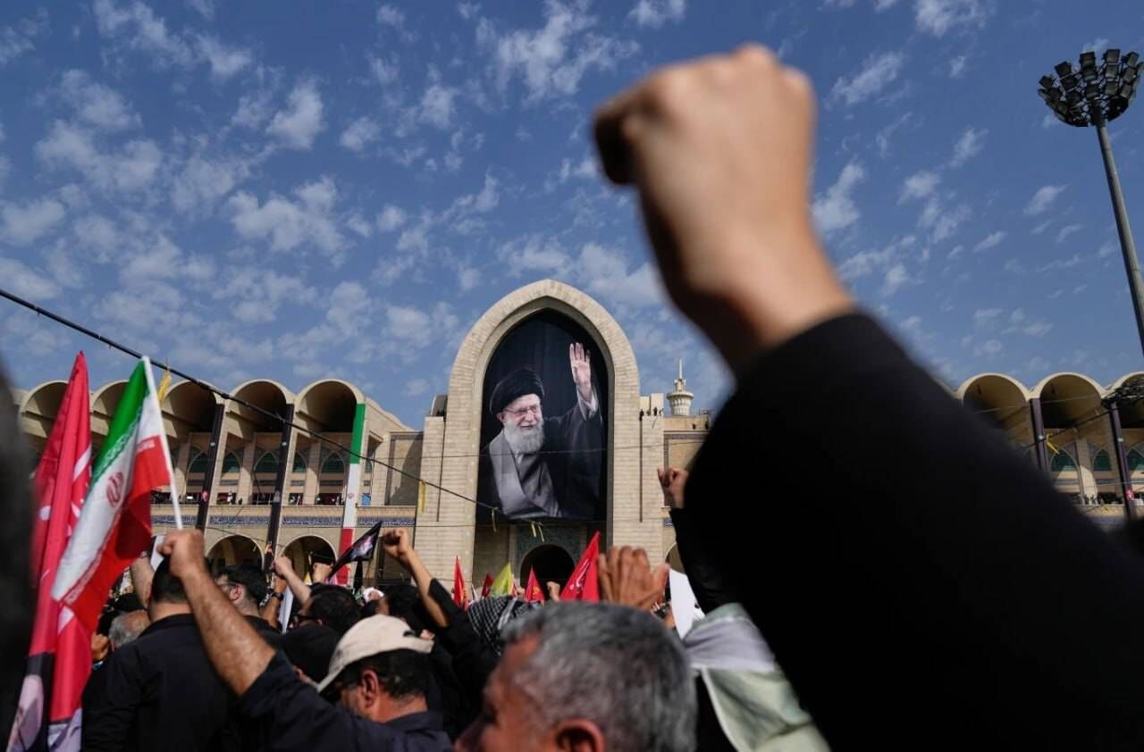 اسلام و ایران در اندیشه رهبر شهید؛ از هویت ملی تا تمدن نوین اسلامی