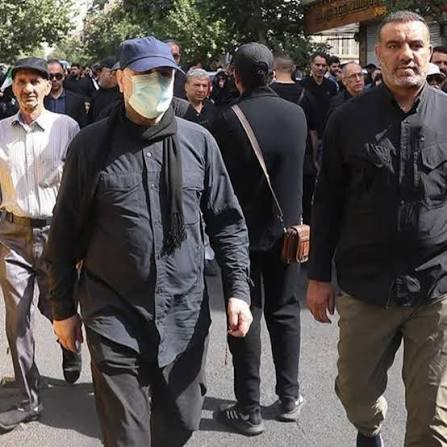 کدام چهره های سیاسی در مراسم تشییع رهبر شهید حضور داشتند؟
