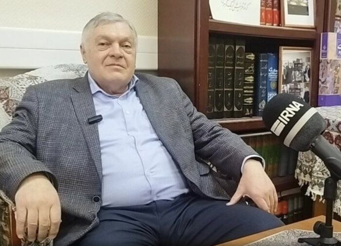 ایرانشناس روس: اهتمام رهبر شهید به پاسداشت زبان فارسی/سخنرانیهای ایشان را ضبط میکردم