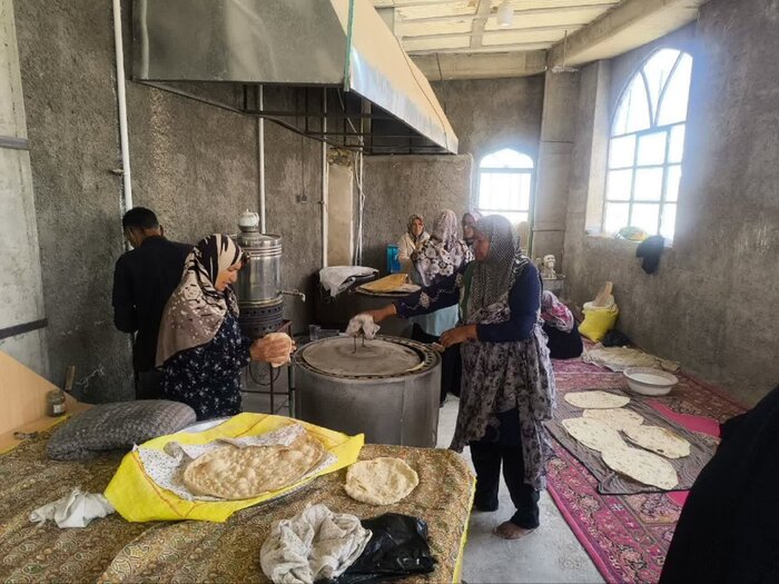 لذت خدمت در گرمای ۴۰ درجه نهبندان/ موکبداری با طعم عشق
